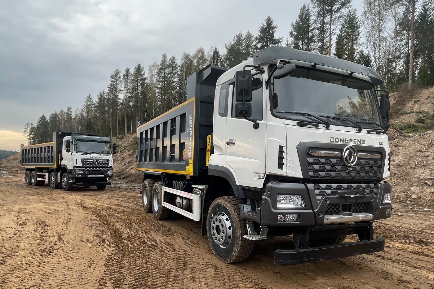 Зимнее обслуживание самосвала