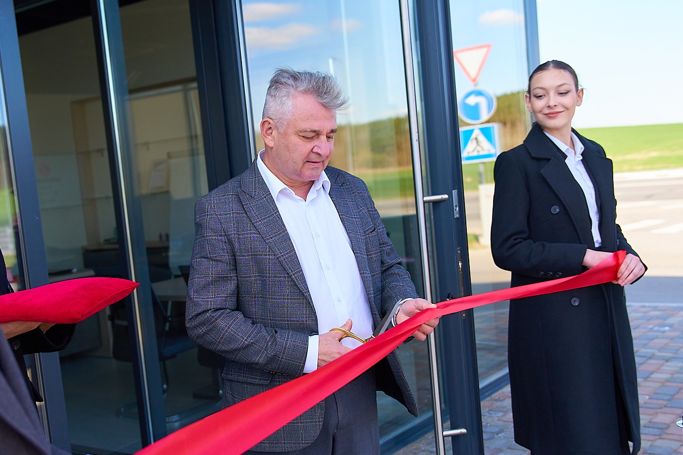 новый автоцентр